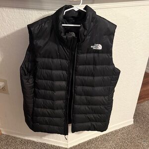 The North Face Men's Dark Puffer Vest